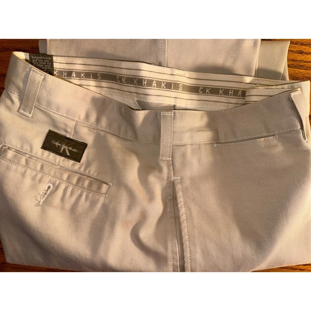 Calvin Klein CK Khakis Mens Wrinkle Free Plain Front Enzyme Wash Pants 29x30 - Picture 2 of 3